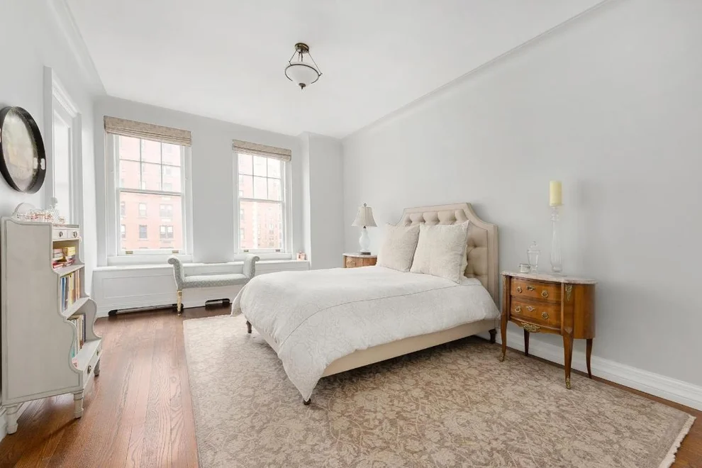 Unit for sale at 1075 PARK Avenue, Manhattan, NY 10128