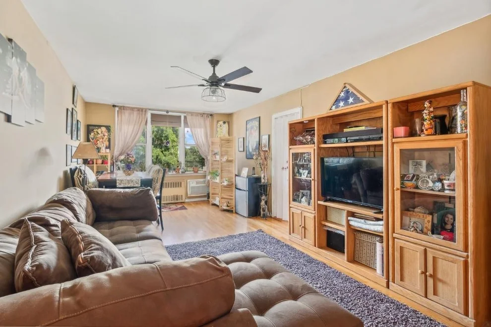 Unit for sale at 5425 VALLES Avenue, Bronx, NY 10471