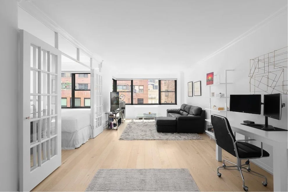 Unit for sale at 166 E 61ST Street, Manhattan, NY 10021