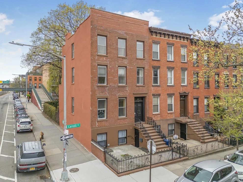Unit for sale at 90 Carroll Street, Brooklyn, NY 11231