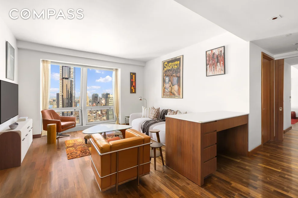 Unit for sale at 400 5th Avenue, Manhattan, NY 10018