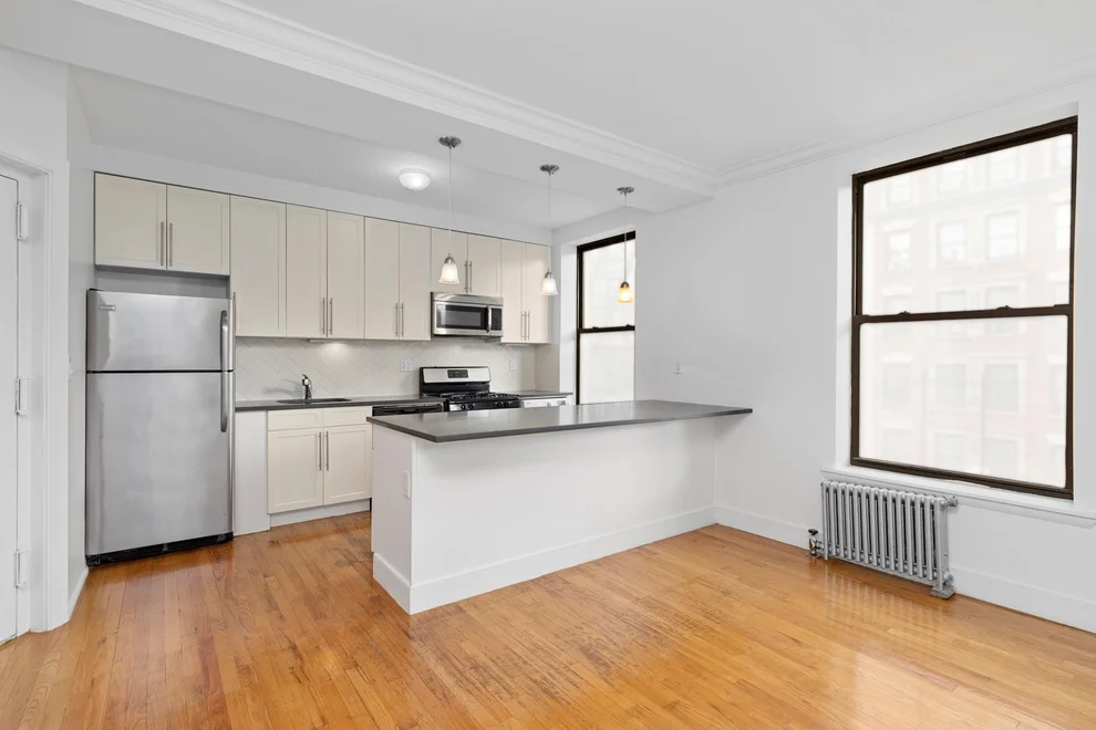 Unit for sale at 417 MANHATTAN Avenue, Manhattan, NY 10026