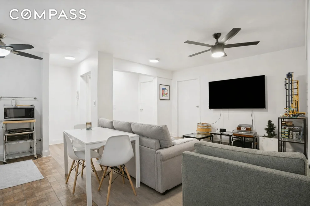 Unit for sale at 141 E 55th Street, Manhattan, NY 10022