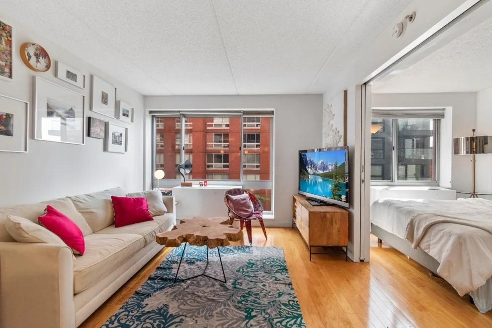 Unit for sale at 555 W 23rd Street, Manhattan, NY 10011