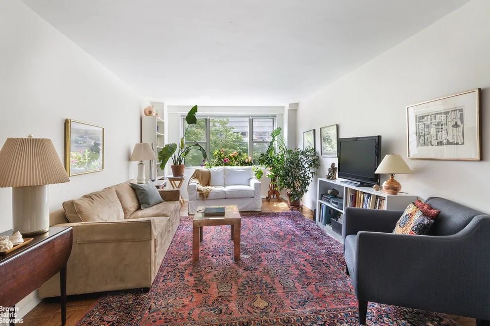 Unit for sale at 165 W 66TH Street, Manhattan, NY 10023