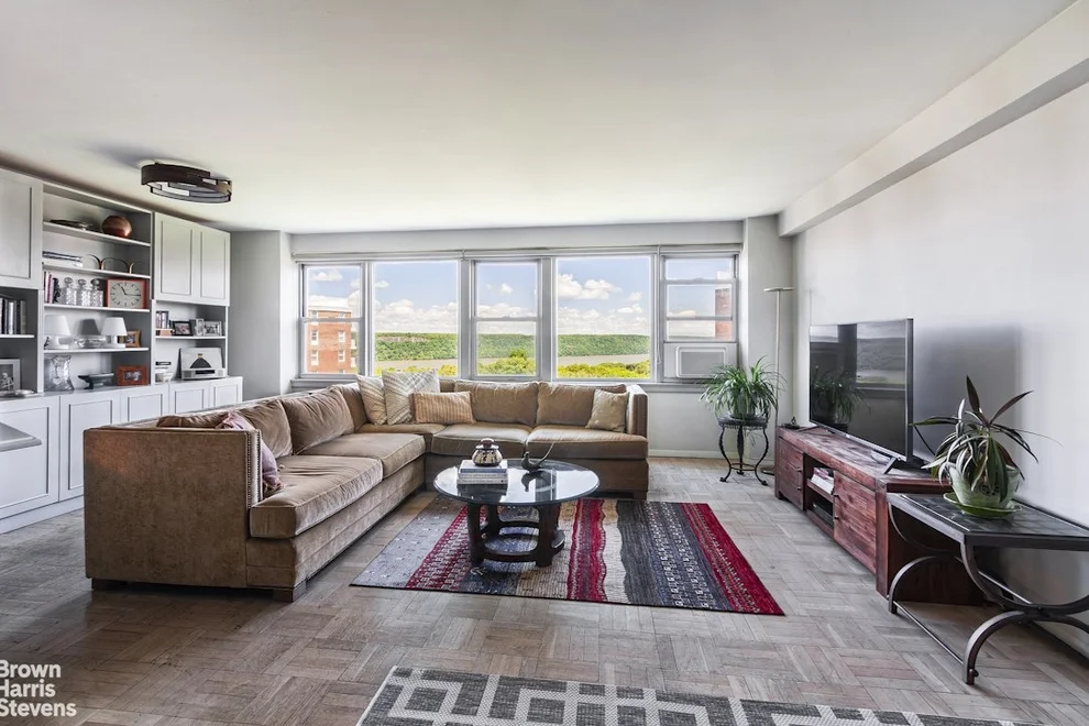 Unit for sale at 4525 HENRY HUDSON Parkway W, Bronx, NY 10471