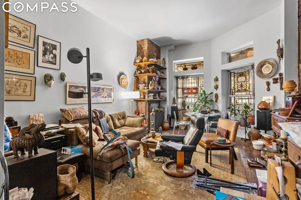 Unit for sale at 304 W 88th Street, Manhattan, NY 10024