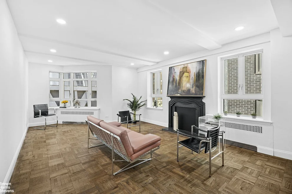 Unit for sale at 45 W 54TH Street, Manhattan, NY 10019