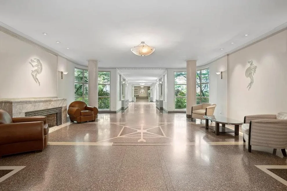 Unit for sale at 333 W 57th Street, Manhattan, NY 10019