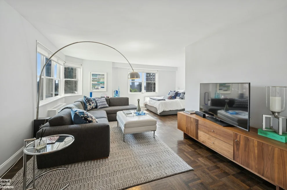 Unit for sale at 300 E 40TH Street, Manhattan, NY 10016