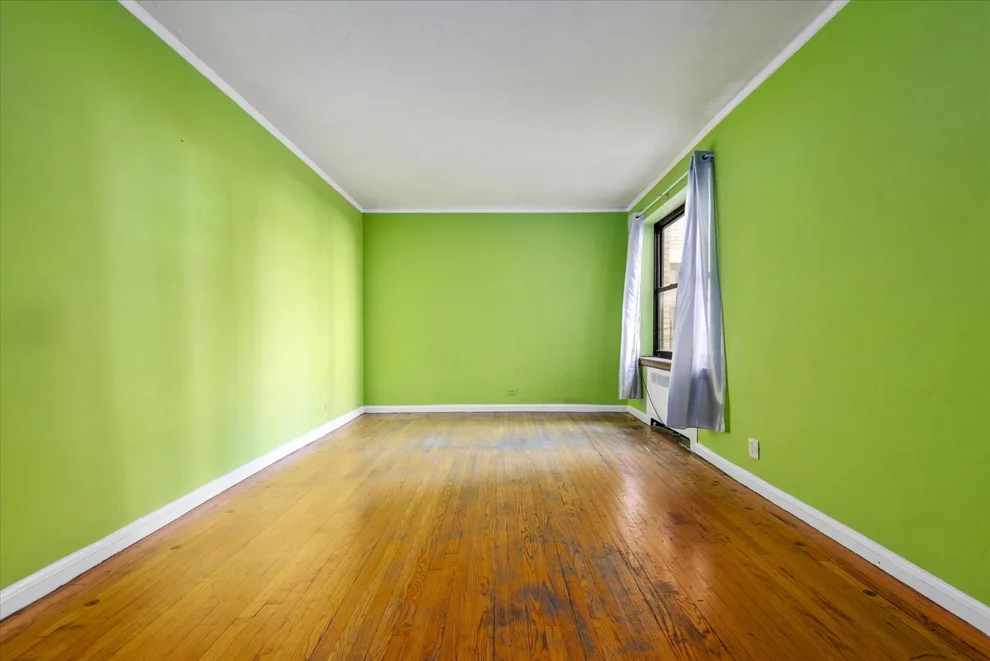 Unit for sale at 251 Seaman Avenue, Manhattan, NY 10034