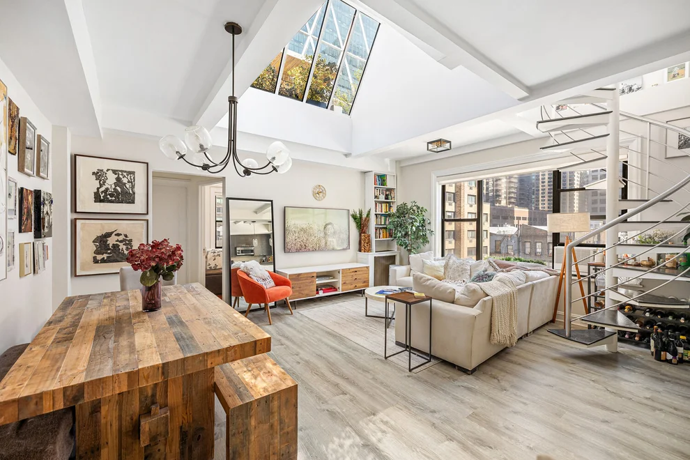 Unit for sale at 321 W 55TH Street, Manhattan, NY 10019