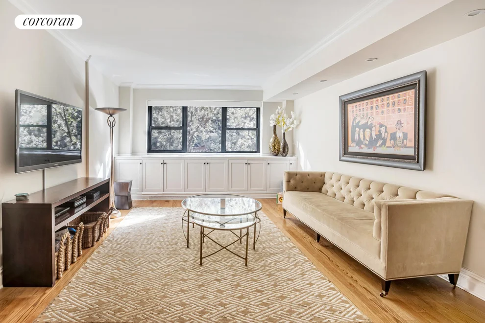 Unit for sale at 181 E 73rd Street, Manhattan, NY 10021