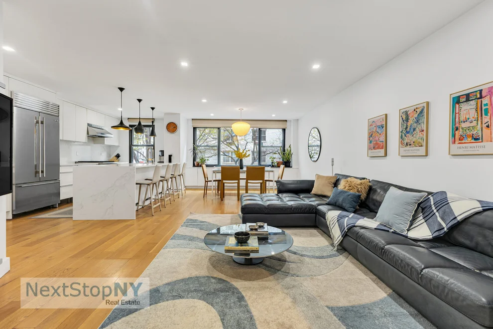 Unit for sale at 140 E 83RD Street, Manhattan, NY 10028