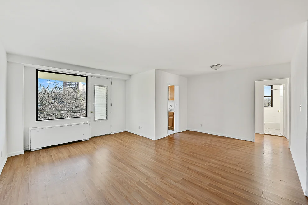 Unit for sale at 4705 HENRY HUDSON Parkway W, Bronx, NY 10471