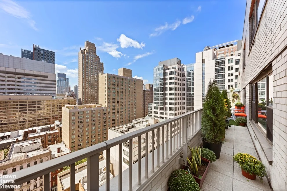Unit for sale at 420 E 72ND Street, Manhattan, NY 10021