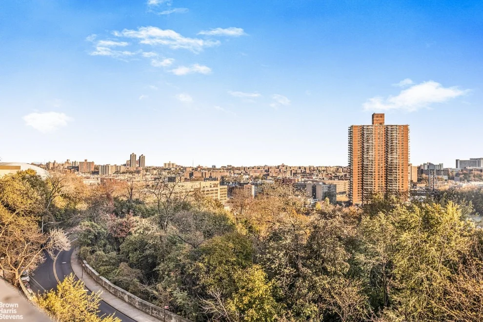 Unit for sale at 555 KAPPOCK Street, Bronx, NY 10463