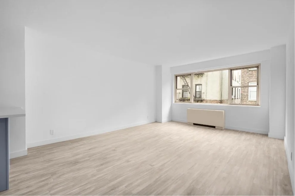 Unit for sale at 321 E 48TH Street, Manhattan, NY 10017