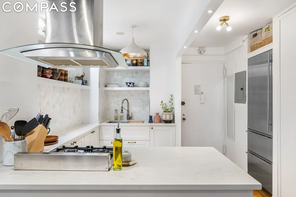 Unit for sale at 301 E 22nd Street, Manhattan, NY 10010