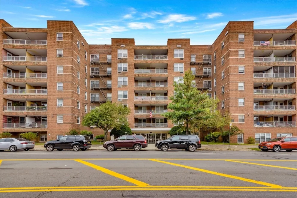 Unit for sale at 60-11 Broadway, Queens, NY 11377