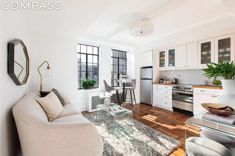 Unit for sale at 320 E 42nd Street, Manhattan, NY 10017