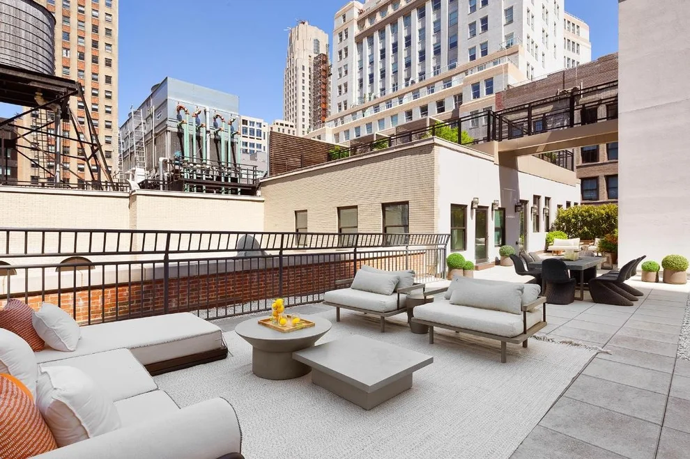 Unit for sale at 25 Broad Street, Manhattan, NY 10004