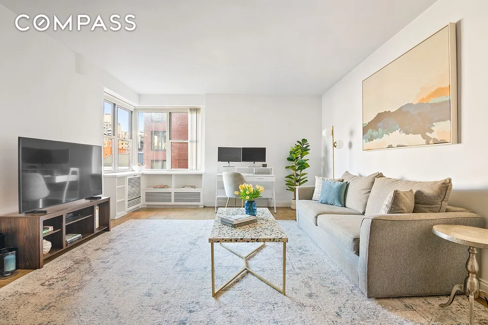 Unit for sale at 80 E End Avenue, Manhattan, NY 10028