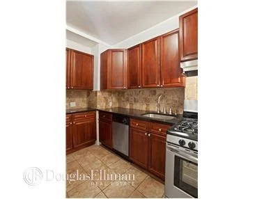 Unit for sale at 200 W 108th Street, Manhattan, NY 10025
