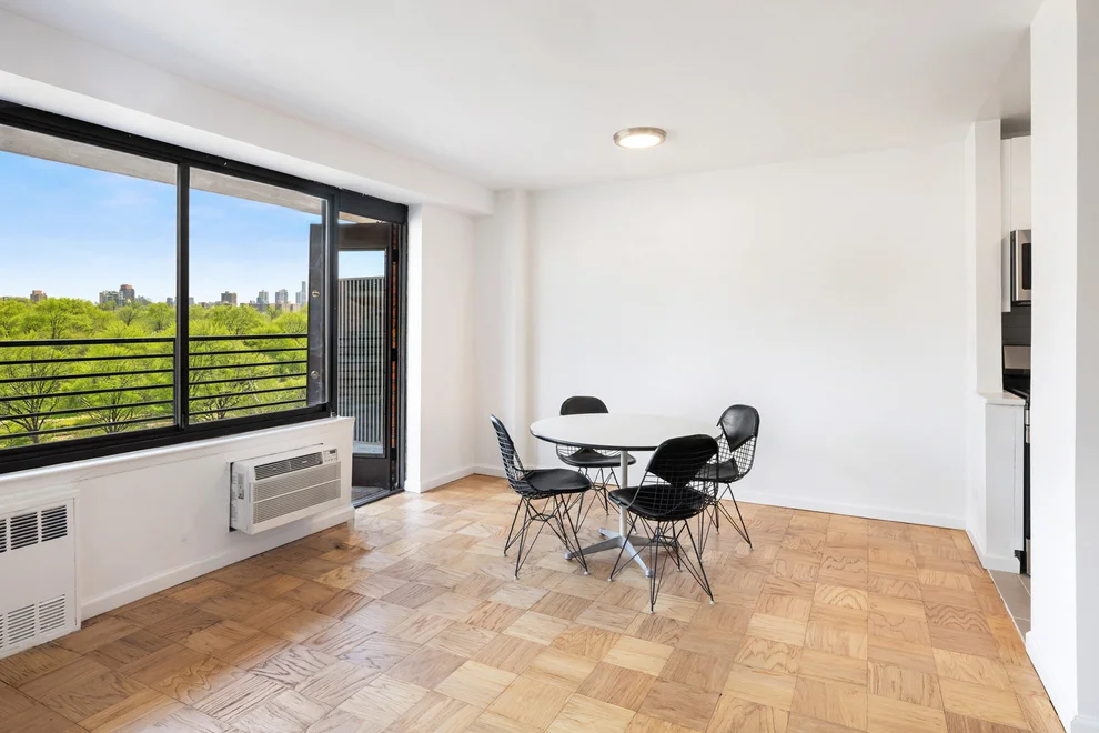 Unit for sale at 372 CENTRAL Park W, Manhattan, NY 10025