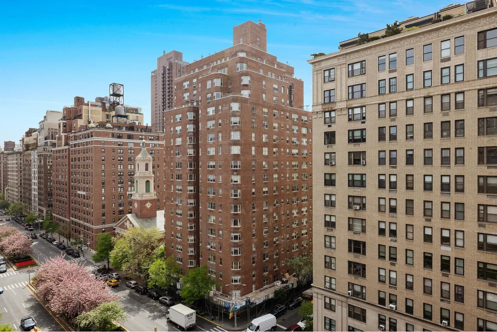 Unit for sale at 1165 PARK Avenue, Manhattan, NY 10128