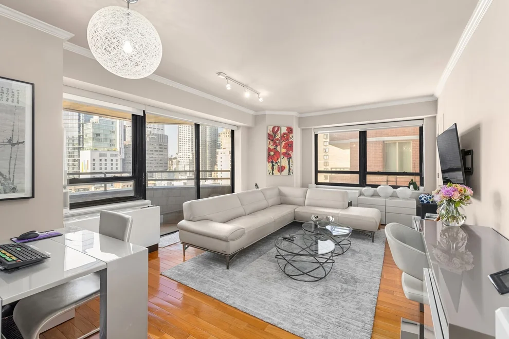 Unit for sale at 240 E 47TH Street, Manhattan, NY 10017