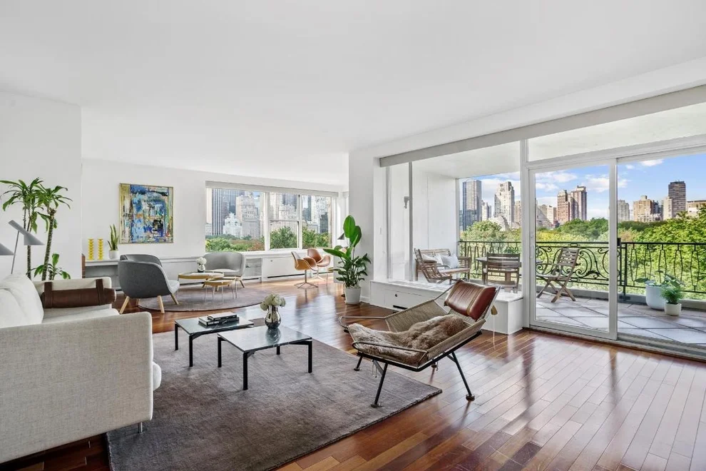 Unit for sale at 857 5TH Avenue, Manhattan, NY 10065