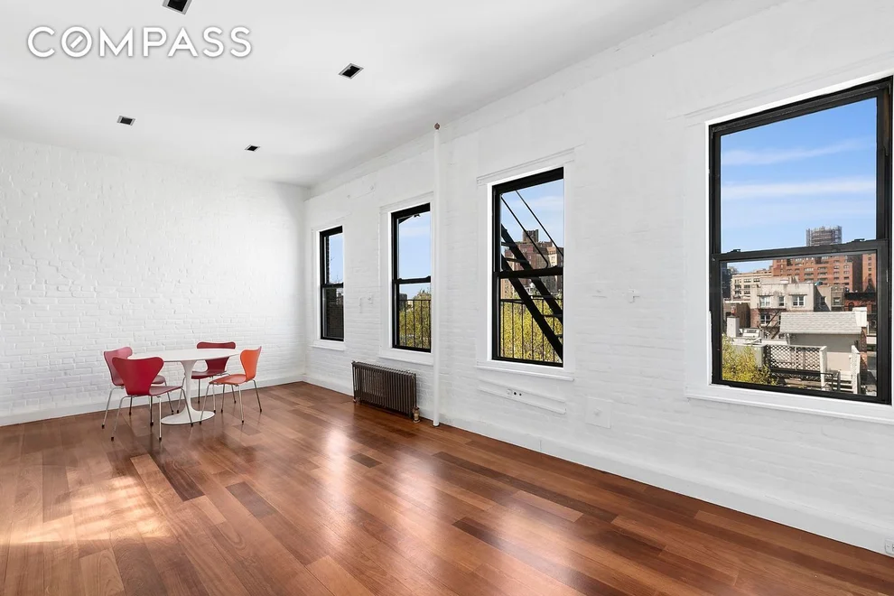 Unit for sale at 41 Perry Street, Manhattan, NY 10014