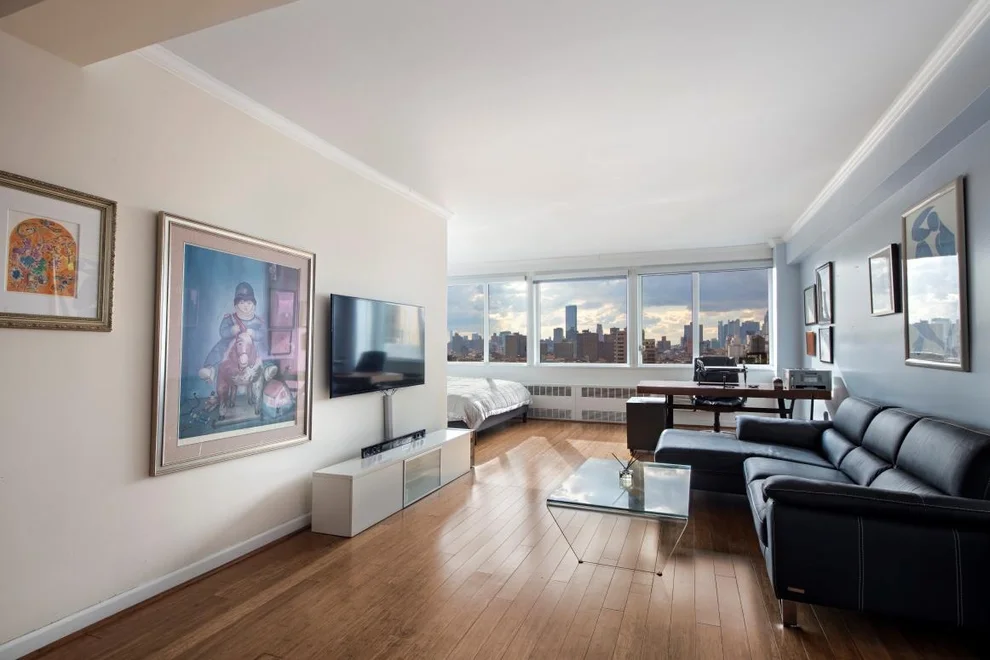 Unit for sale at 333 E 14TH Street, Manhattan, NY 10003