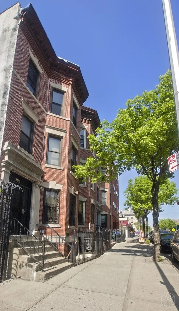 Unit for sale at 306 E 165TH Street, Bronx, NY 10456