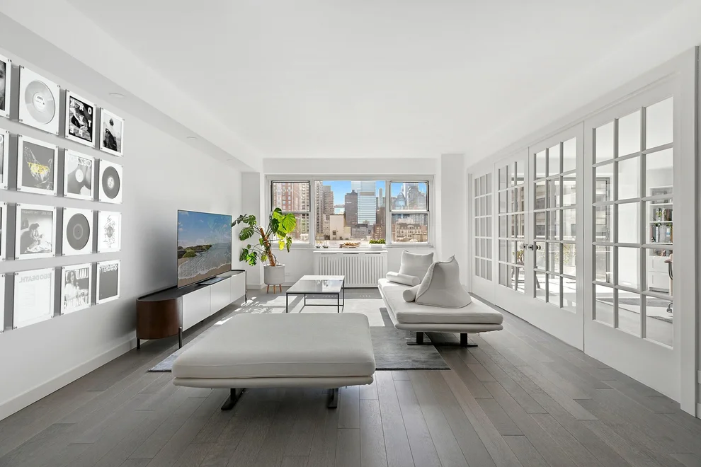 Unit for sale at 150 E 69th Street, Manhattan, NY 10021