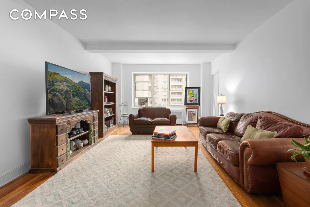 Unit for sale at 400 E 52nd Street, Manhattan, NY 10022