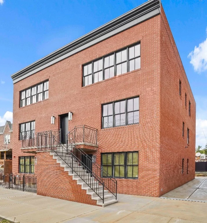 Unit for sale at 182 MINNA Street, Brooklyn, NY 11218