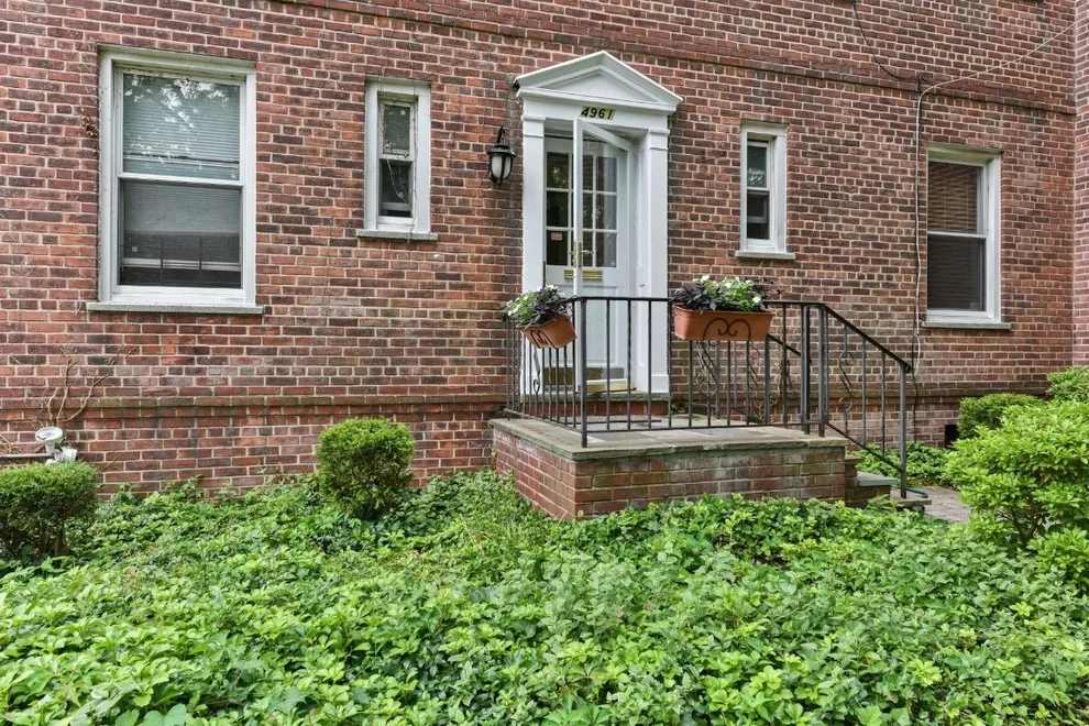 Unit for sale at 4961 HENRY HUDSON Parkway, Bronx, NY 10471