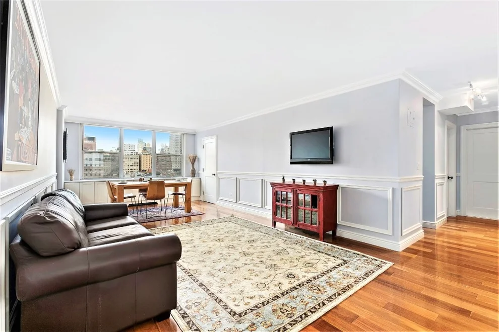 Unit for sale at 207 E 74th Street, Manhattan, NY 10021