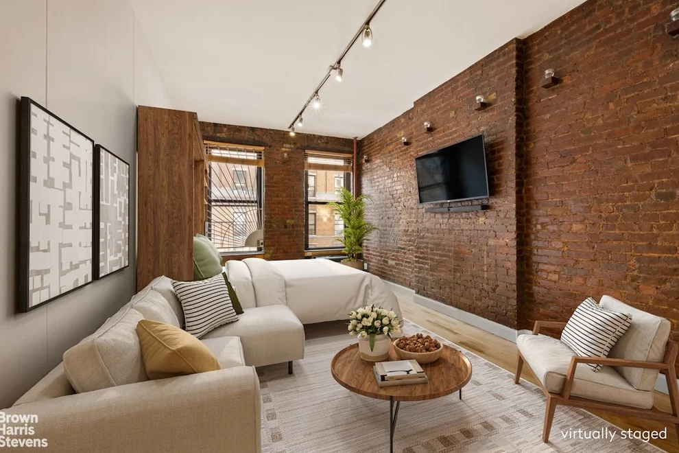 Unit for sale at 186 E 2ND Street, Manhattan, NY 10009