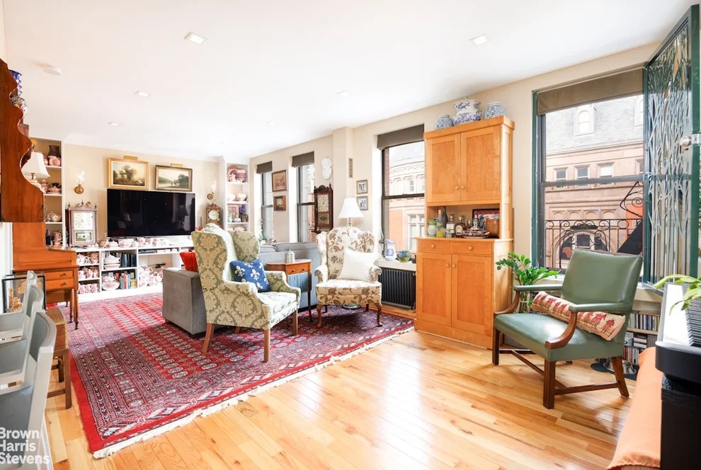 Unit for sale at 4 W 105TH Street, Manhattan, NY 10025