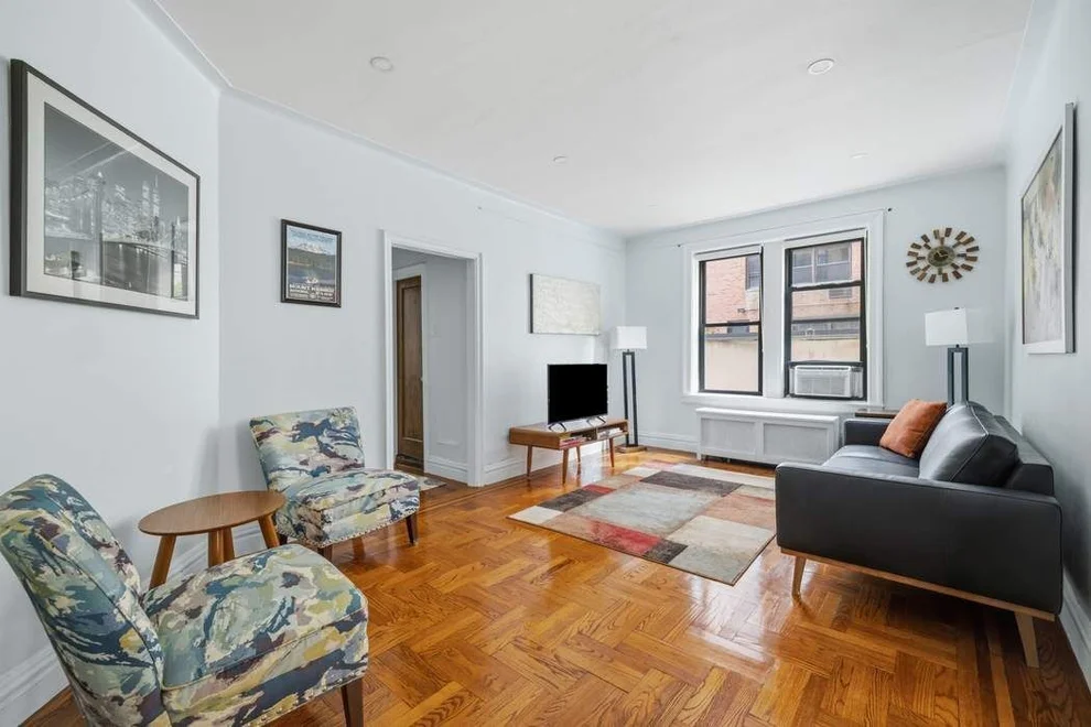 Unit for sale at 230 E 71st Street, Manhattan, NY 10021