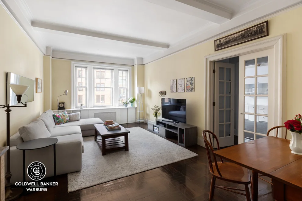 Unit for sale at 588 W END Avenue, Manhattan, NY 10024