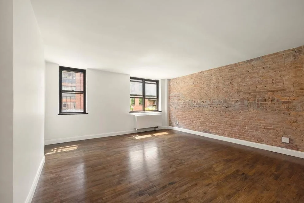 Unit for sale at 410 W 23rd Street, Manhattan, NY 10011