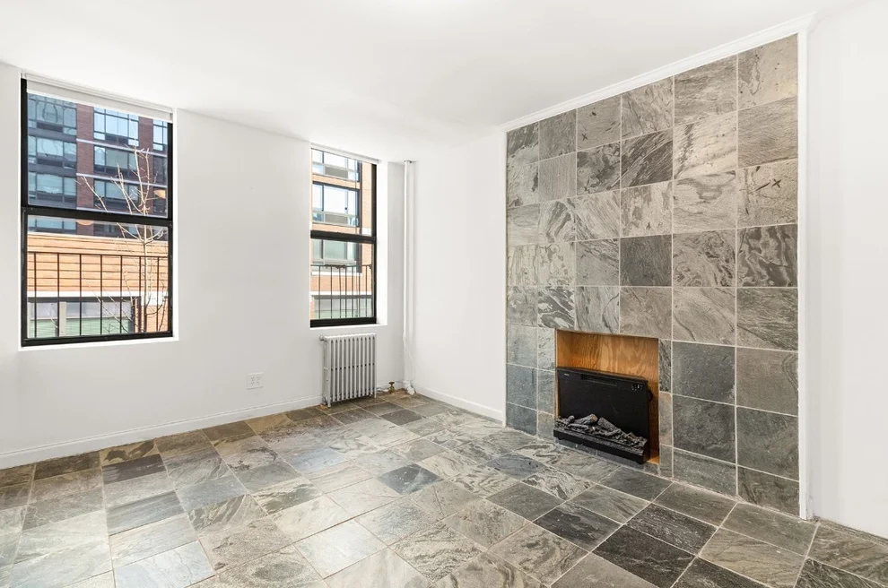 Unit for sale at 500 W 55th Street, Manhattan, NY 10019