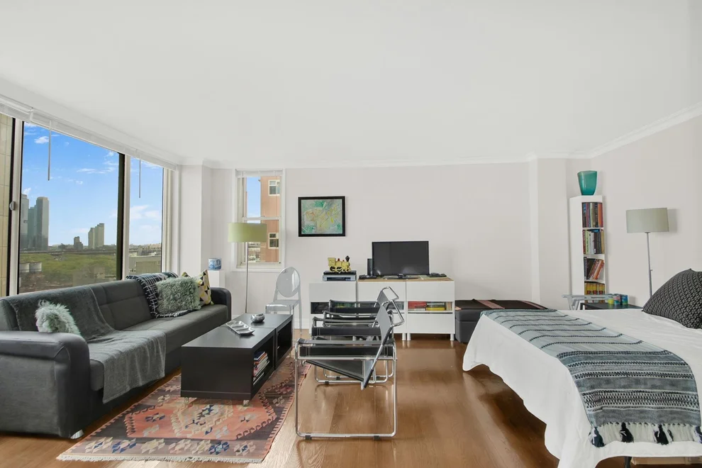 Unit for sale at 575 MAIN Street, Manhattan, NY 10044