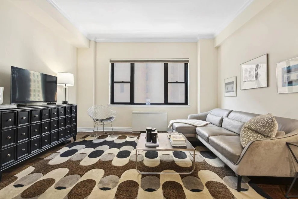 Unit for sale at 7 PARK Avenue, Manhattan, NY 10016