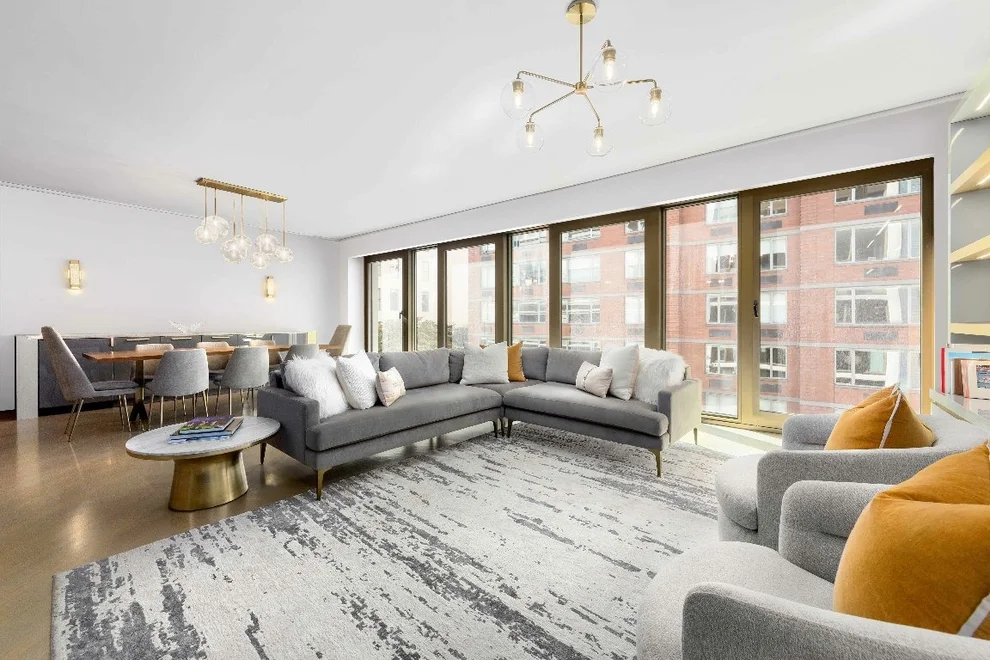 Unit for sale at 117 W 21ST Street, Manhattan, NY 10011