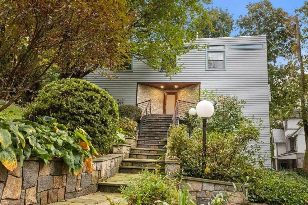 Unit for sale at 7 SIGMA Place, Bronx, NY 10471